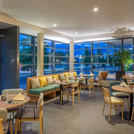 Kongresscenter Affiliated By Melia Otel 4*