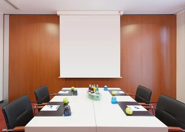 Kongresscenter Affiliated By Melia Hotel 4*